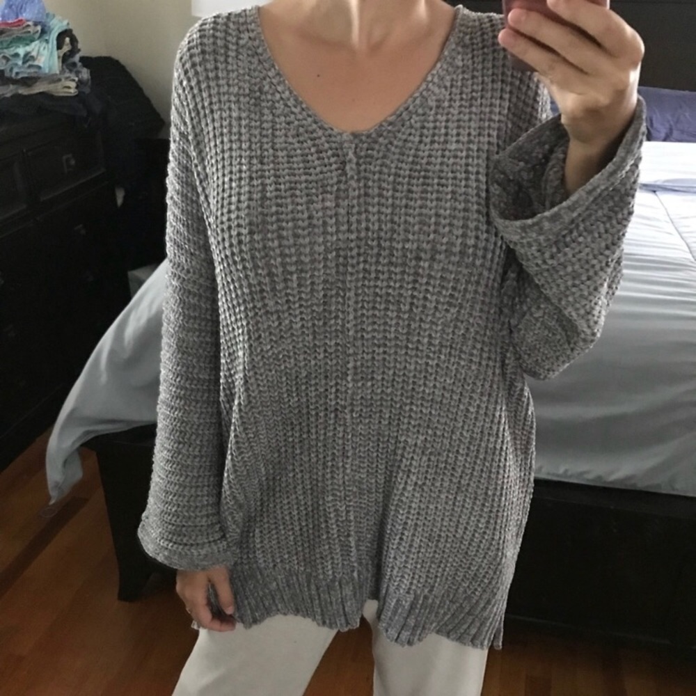 • RP • Desiredcloset Grey Chenille Sweater M/L